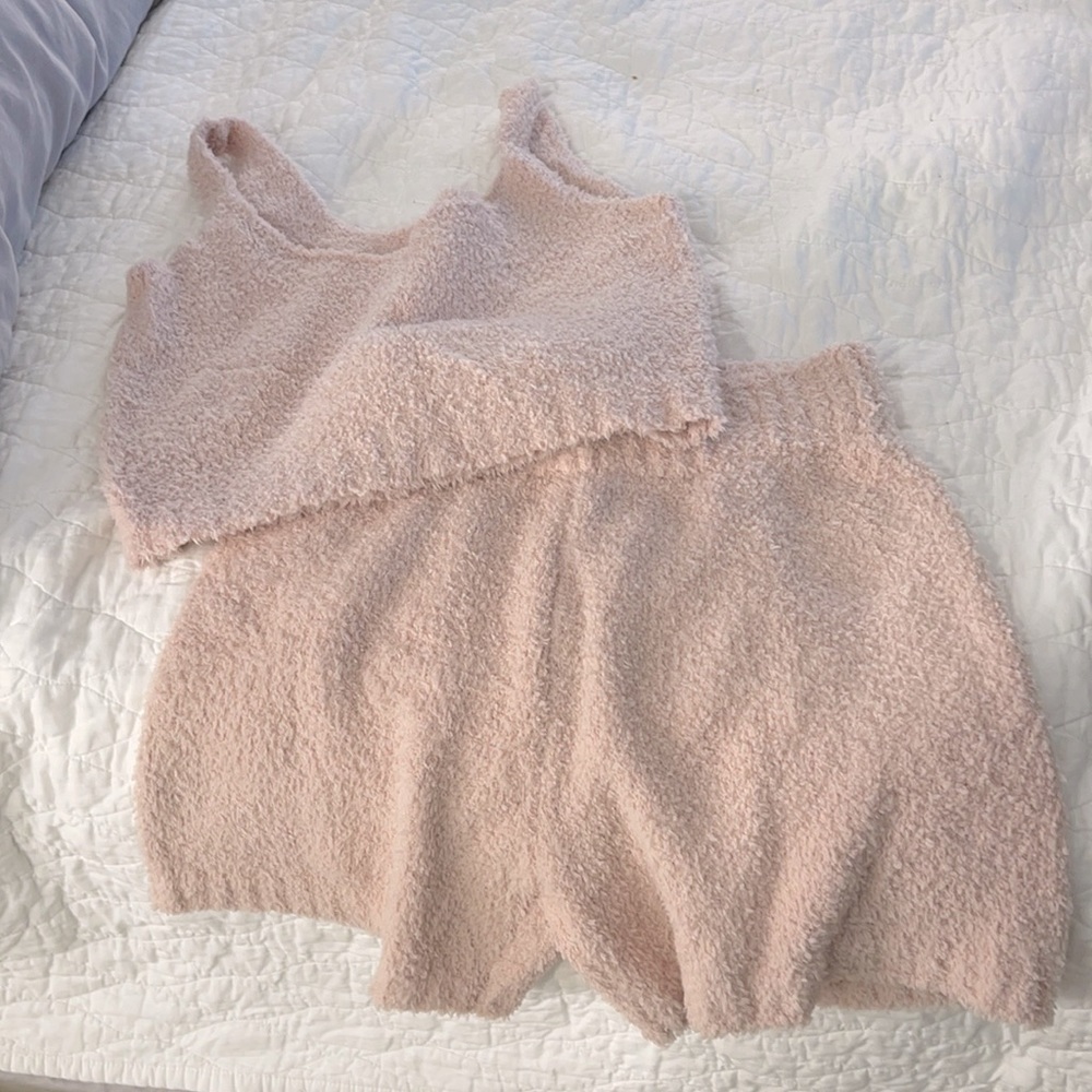 Skims cozy set in pink